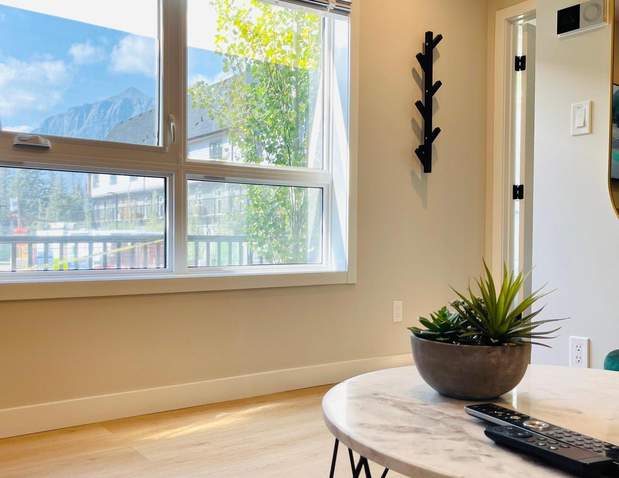 Joe'S Contemporary 2 King Bedrooms Vacation Home In Canmore Luaran gambar